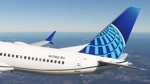 United Airlines N17302 | w/Cabin thumbnail 4
