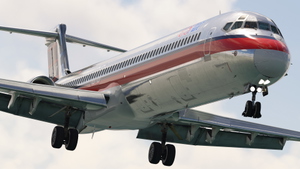 USAir '1989-1997' N824US | w/Cabin | Leonardo MD-82 thumbnail 1