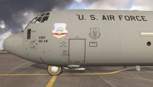 C-130J-30 USAF Youngstown 20-5975 thumbnail 2