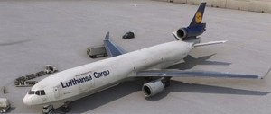 MD-11 Lufthansa Cargo D-ALCL Weathered thumbnail 4