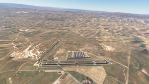C83 Byron CA  (v3 20/24) thumbnail 2