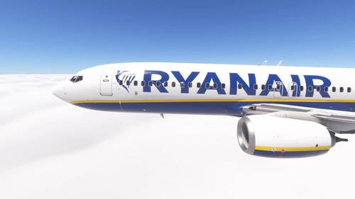 PMDG 737-800 w/ cabin Malta Air / Ryanair (9H-QBJ)