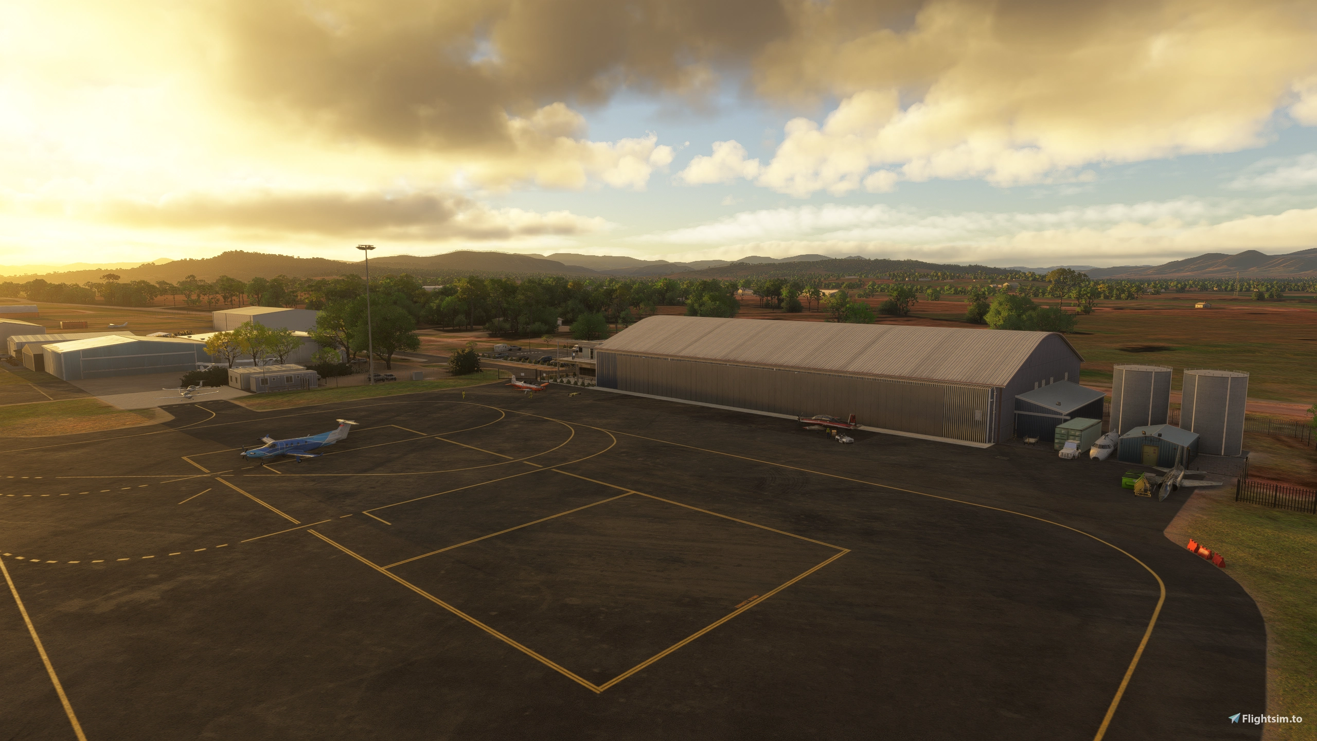 Hunter Warbirds area at YSCO