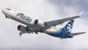 Alaska Airlines | w/Cabin | iFly 737 MAX 8 thumbnail 7