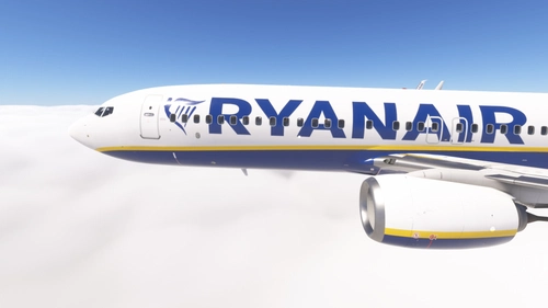 PMDG 737-800 w/ cabin Malta Air / Ryanair (9H-VUH)