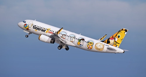 Tigerair Taiwan “Momotaro × Tigerbuddy” (B-50005) w/Cabin | Fenix A320 (IAE SL)