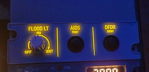 PROFIL A330 Inibuilds With Sim Gauges AIRBUS A320 Lighting Pedestal First Officer Side
