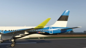 Synaptic | Airbus A220-300 | AirBaltic | YL-CSJ 'Estonian Flag' thumbnail 3