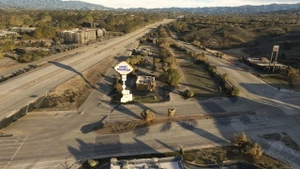 Six Flags Magic Mountain theme park, Los Angeles, CA thumbnail 12