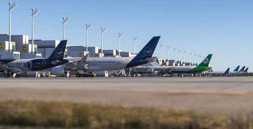 EDDM AIG Static Aircraft (sim–wings)
