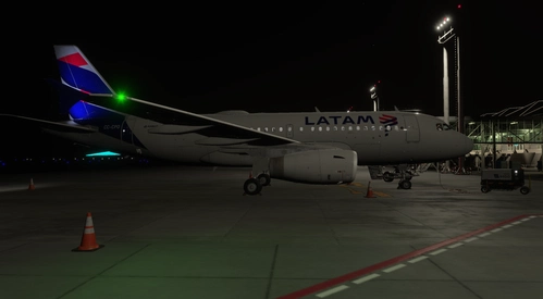 LATAM Chile - Airbus A319-132 (CC-CPO)