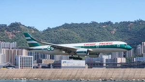 Cathay Pacific B-LRJ inibuild A350-900  80th Anniversary Retro Livery [4K] thumbnail 1