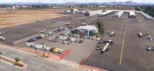 San Diego Montgomery - Gibbs Exec Airport (KMYF) thumbnail 18