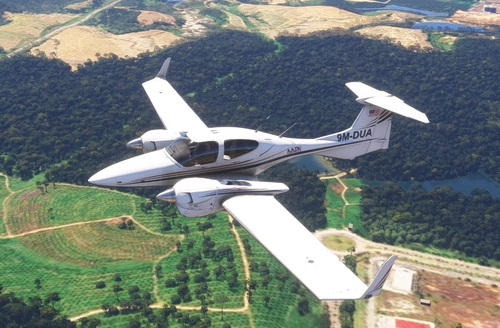 Asia Aeronautical Training Academy (AATA) COWS DA-42VI 9M-DUA