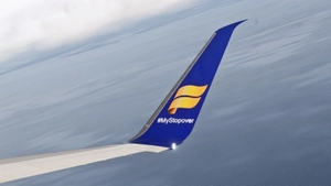 Bluebird 757-200 | Icelandair (Hekla Aurora) | 4K thumbnail 10