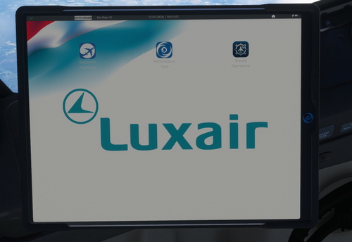 Luxair B73X EFB Wallpaper