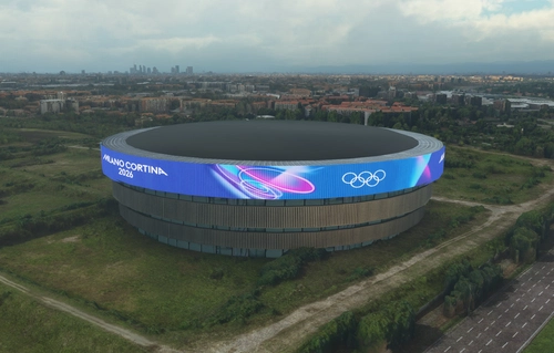 Milano Arena & Shining Olympic circles