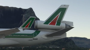 New Art Update | TFDi MD11 [GE PAX] Alitalia (2001-2003) I-DUPD 8k thumbnail 3