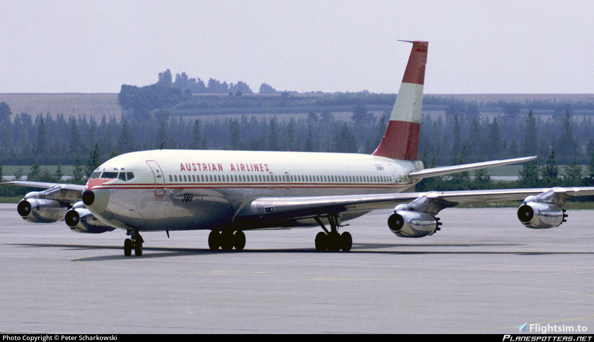 Austrian Airlines 707