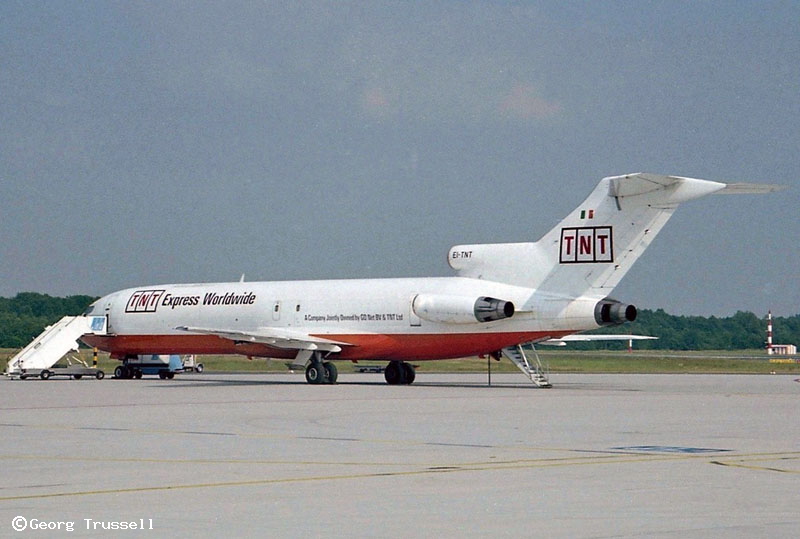 TNT OY-TNT registration retro livery