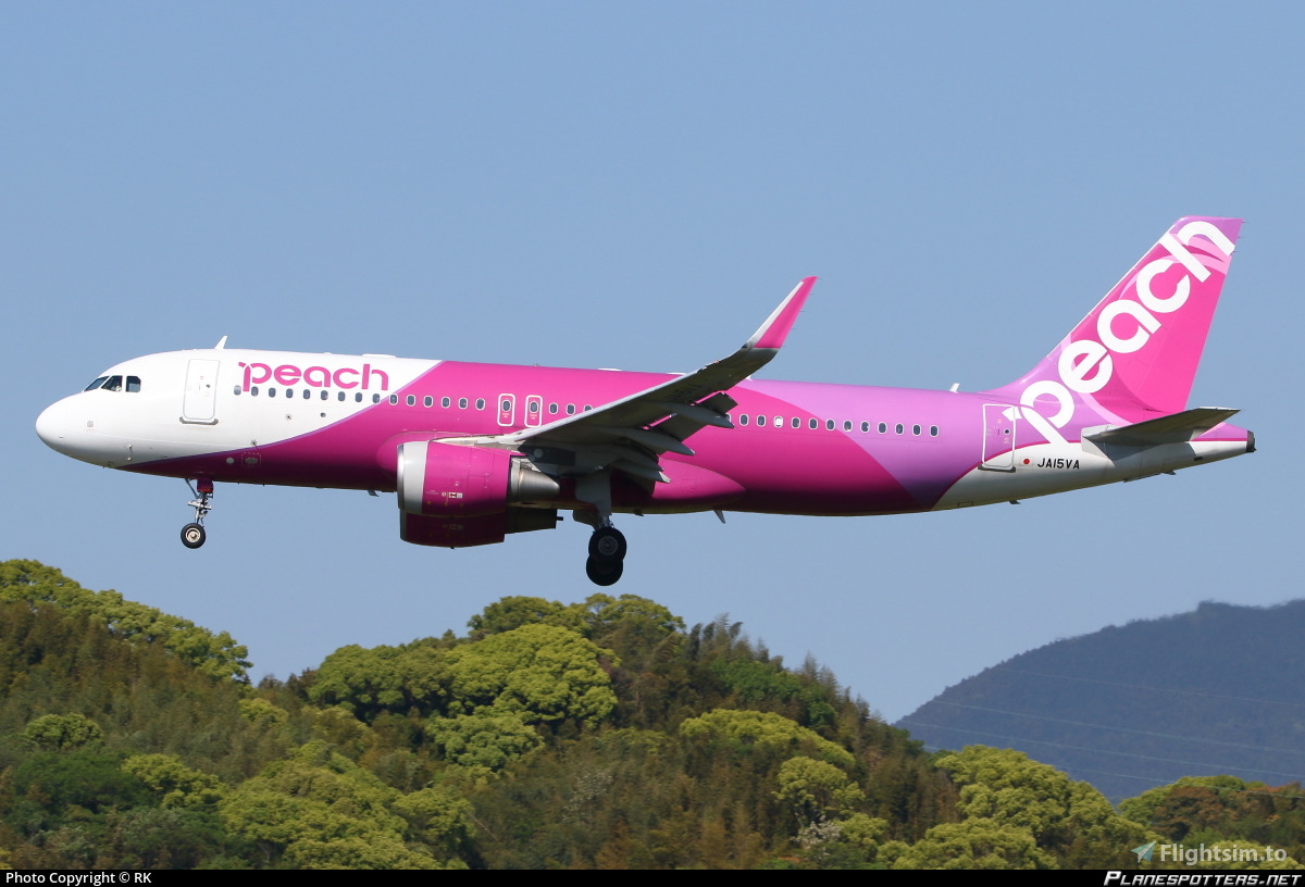 フェニックス Peach A320 JA08VA  1/400 フェニックス Peach A320 JA08VA 1/400 1/400 A320-214 ピーチ